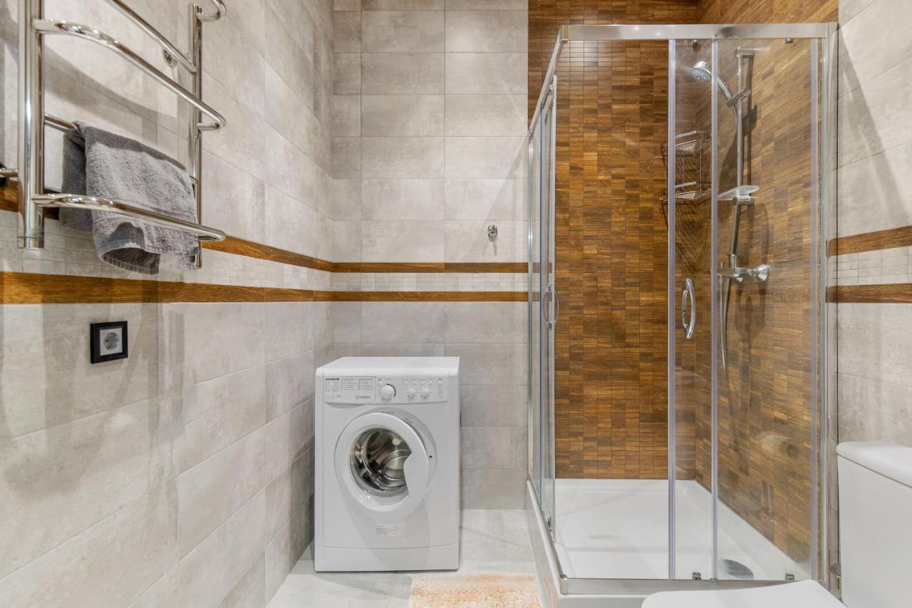 Sea Symphony Wood Style Apartment Odessa Luaran gambar