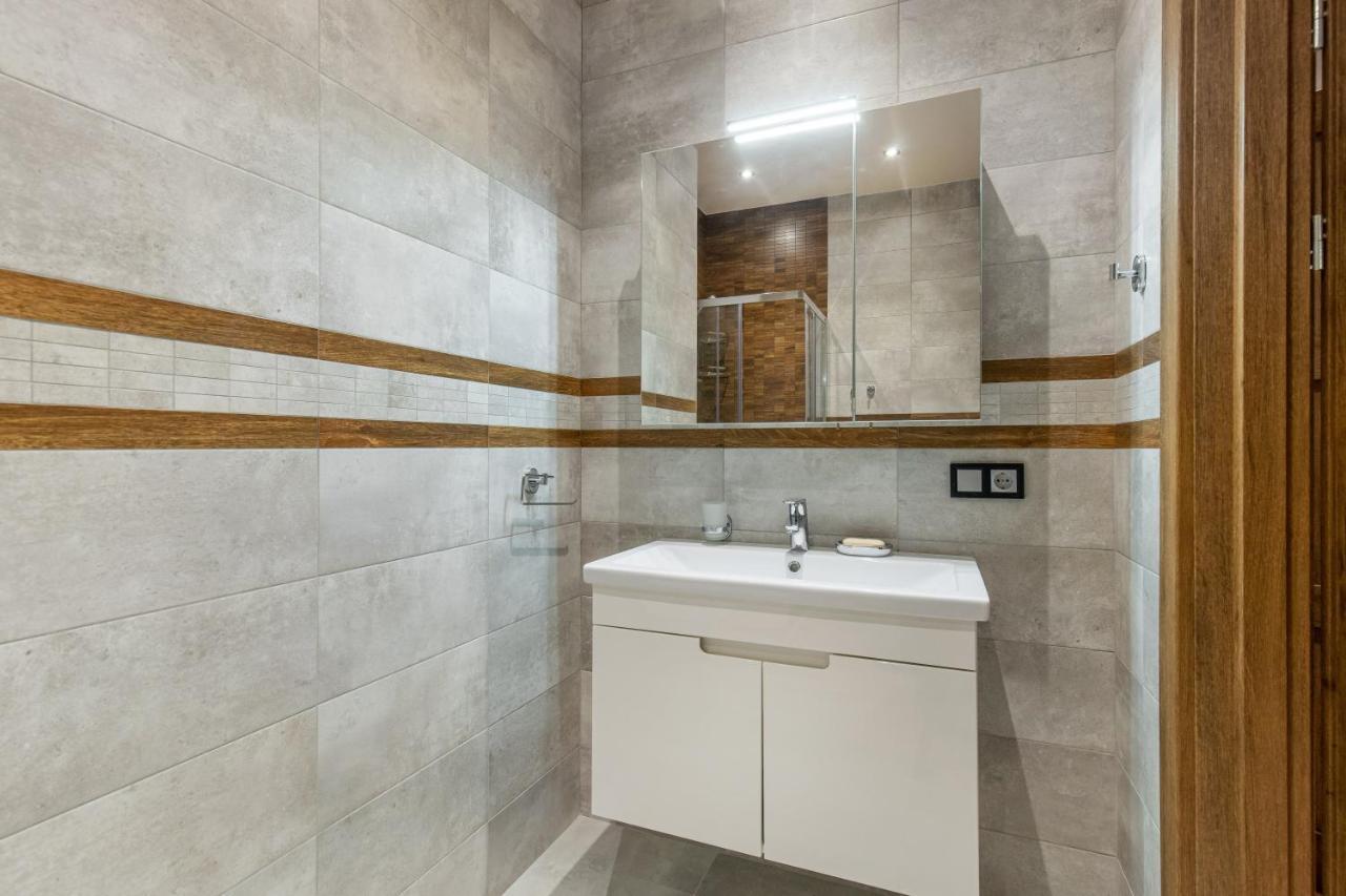 Sea Symphony Wood Style Apartment Odessa Luaran gambar