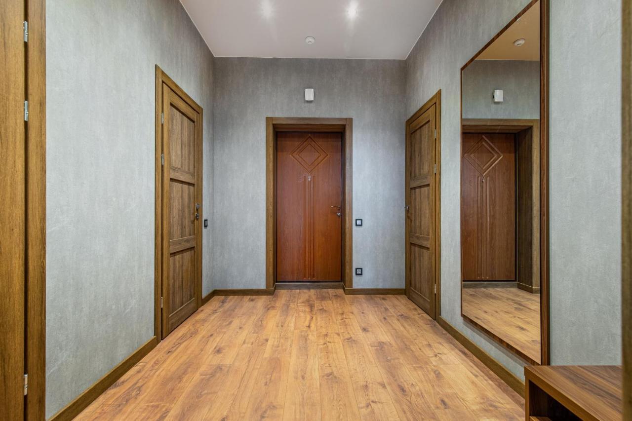 Sea Symphony Wood Style Apartment Odessa Luaran gambar